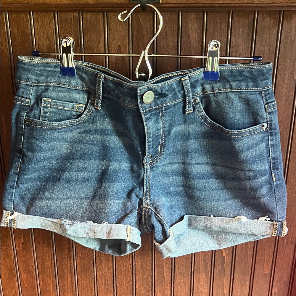 Aeropostale Dark Blue Sewn Rolled Cuff Denim Shorts Size 6
